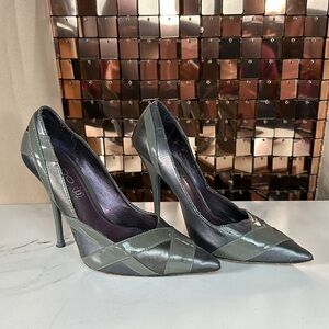 ALDO Metallic, Grey, Olive Patent mix Detail Leather Size 35
